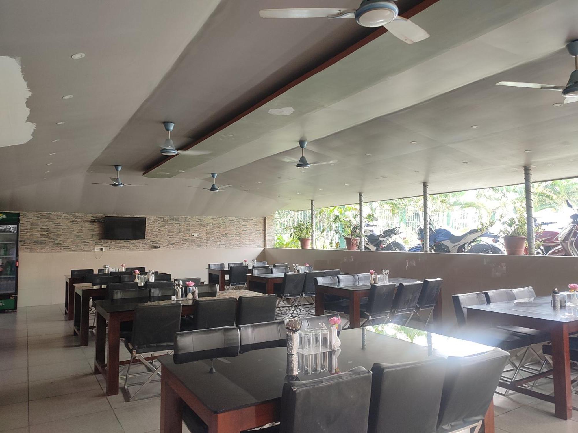 Maa Greenary View - A Holiday Resort Alipur Duar Exterior foto