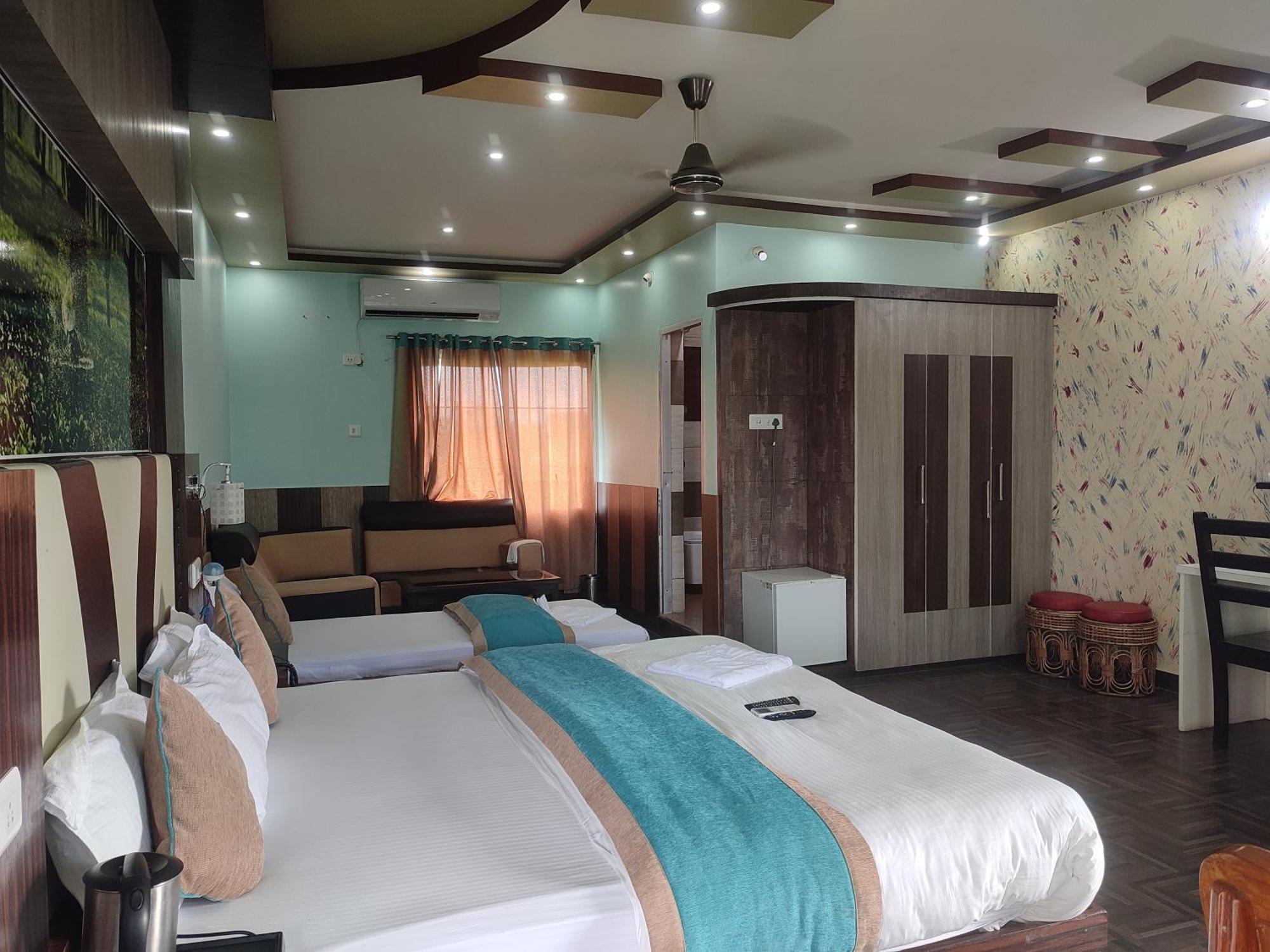 Maa Greenary View - A Holiday Resort Alipur Duar Exterior foto